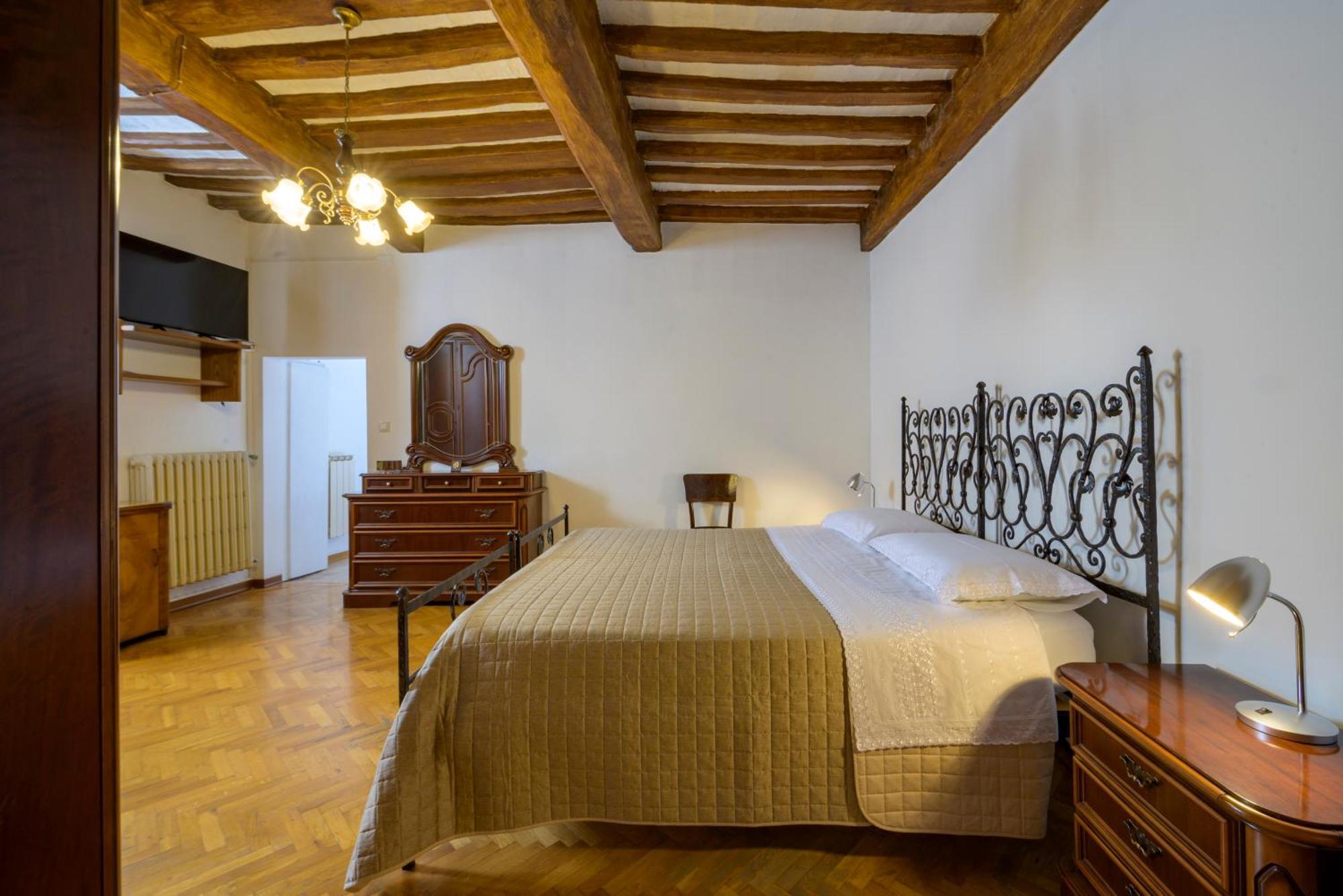 Via Mazzini 23A Apartment Gubbio Exterior photo
